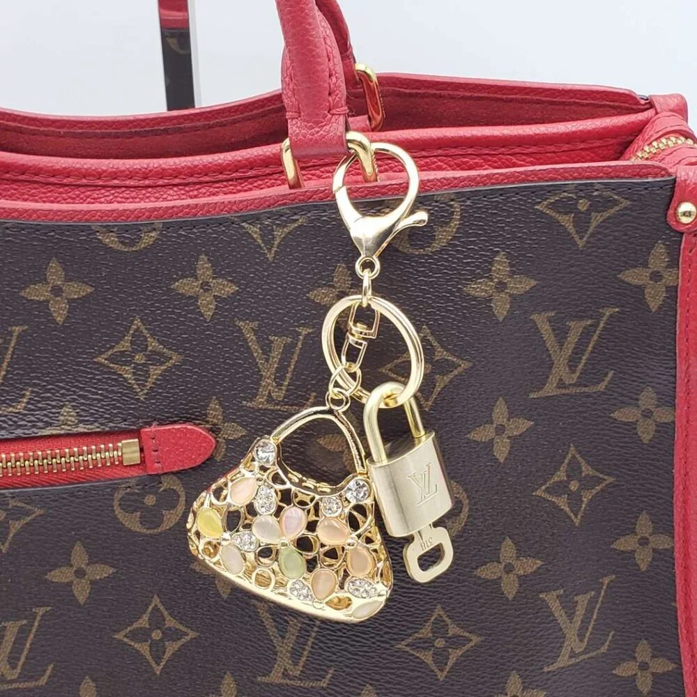 Louis Vuitton Authentic Gold Lock 🔒 Unbranded Bag Keychain Charm for Bags